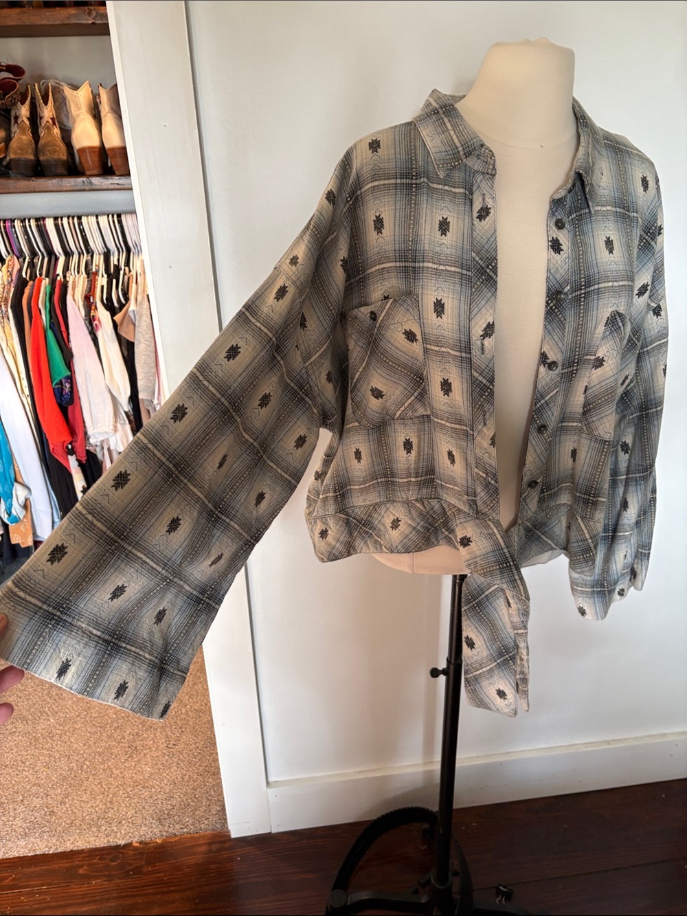 ivy jane Plaid Tie-Front Button Down Shirt - Gray, Cream
